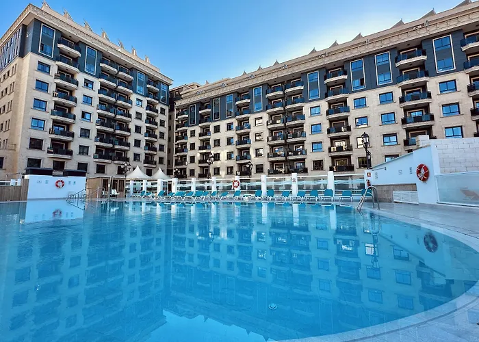 アパルタメントス ヌリアソル * フエンヒロラ