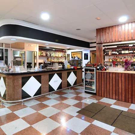 Nuriasol Apartamento *